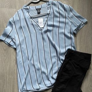 Rue 21 Blue striped short sleeve shirt size L NWT